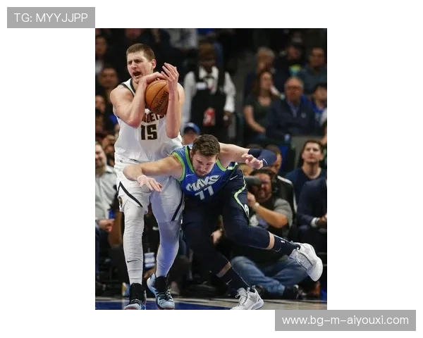 “诺克·达维德·彼得森:南非队攻守平衡的关键人物” “诺克·达维德·彼得森:南非队攻守平衡的关键人物”